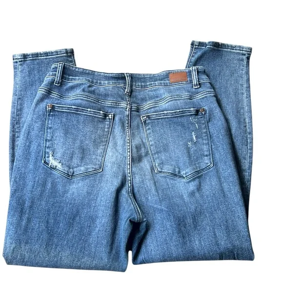 Judy Blue Distressed Boyfriend Fit Jeans - Picture 3 of 7